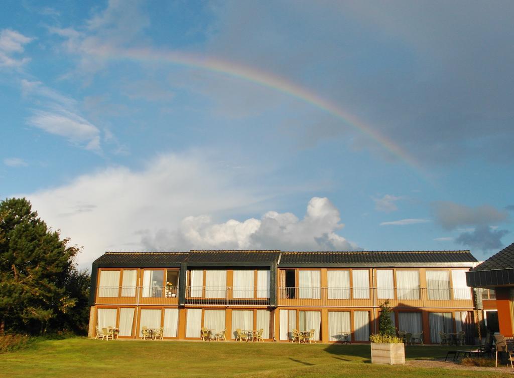 Strandhotel De Horn Callantsoog Exterior photo